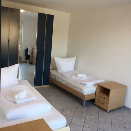 Anna Apartment *